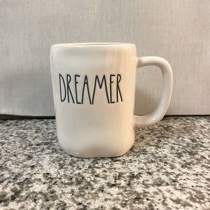 Rae Dunn “dreamer” mug